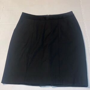 Ann Taylor Loft Black lined pencil skirt with pockets size 0P